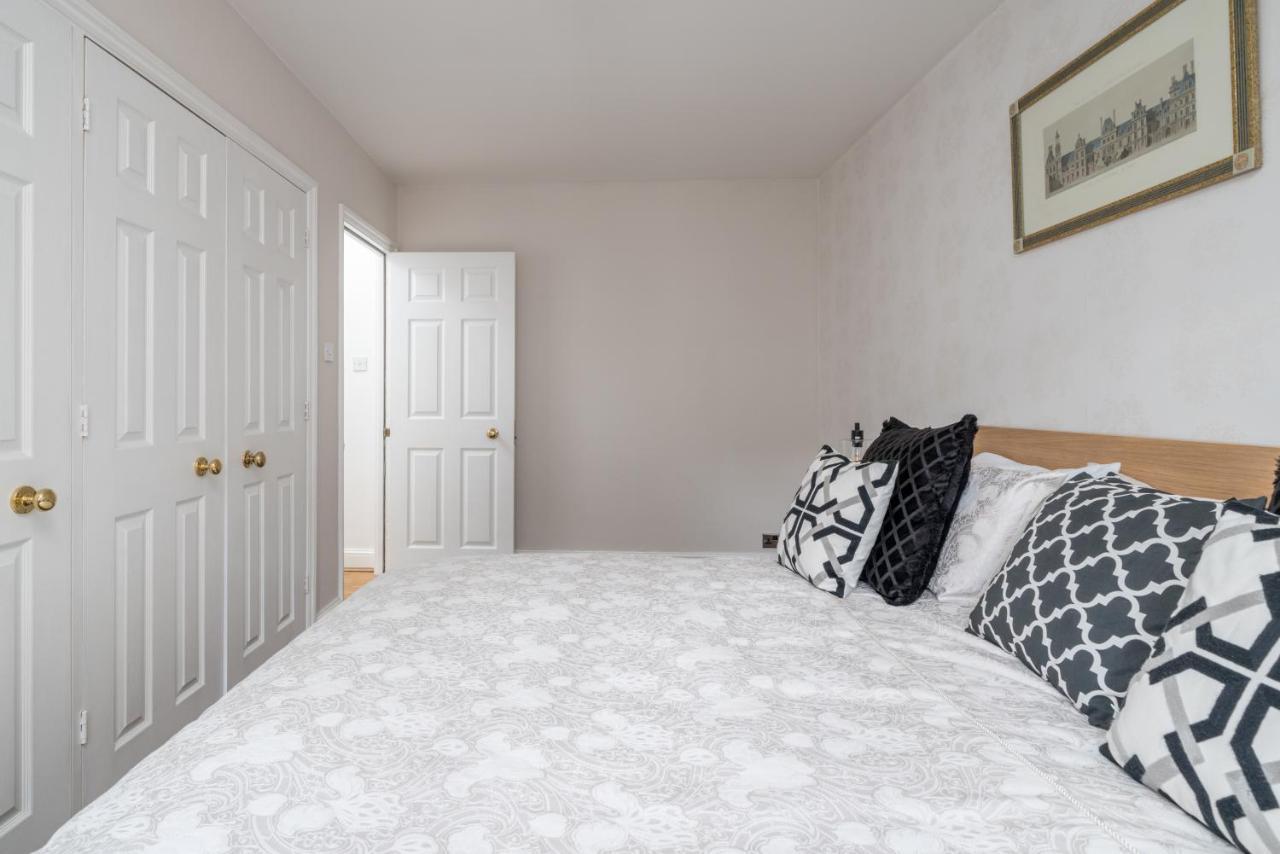 Altido Fantastic Flat Near Vauxhall Gardens Londra